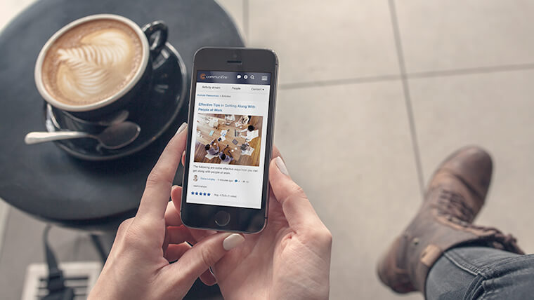 intranet help desk - social customer service