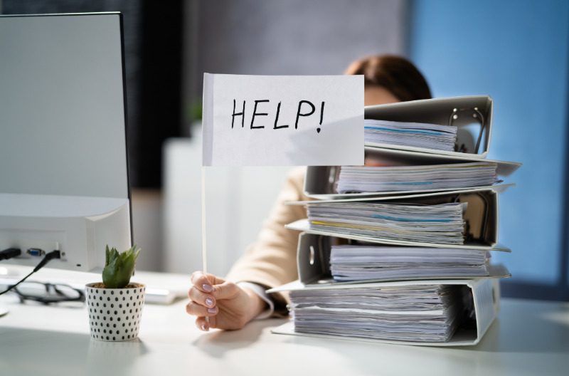 what not to include on a new hire onboarding checklist